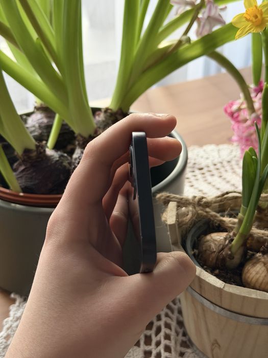 iPhone 12 - Stan BDB (kondycja baterii 94%)