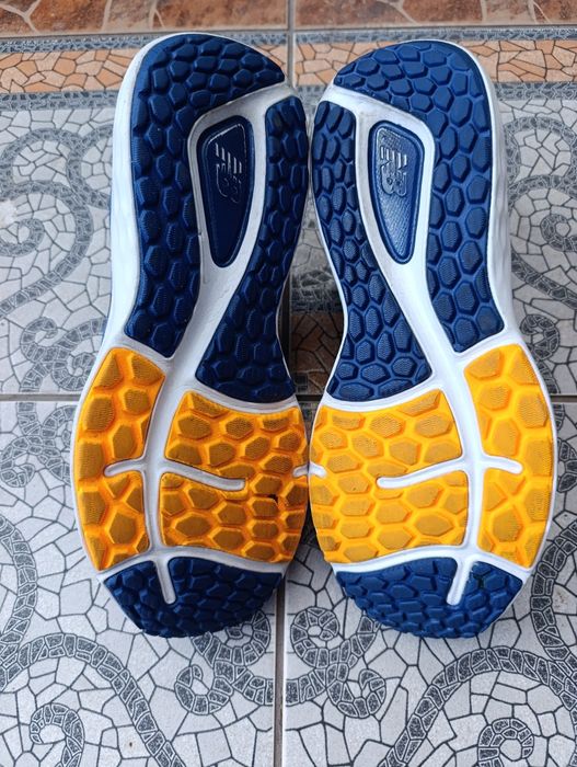 New Balance 41-42p. Чоловічі трекінгові бігові кросівки.