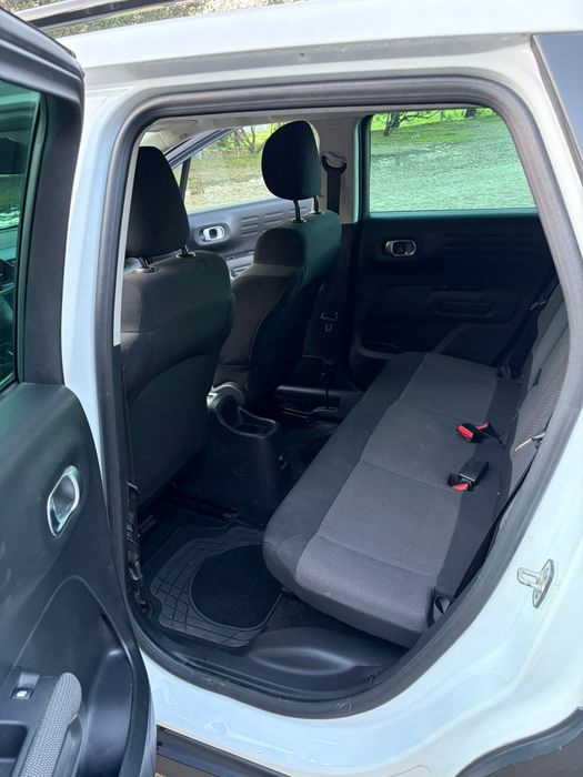 Citroen C3 Aircross 1.2 PureTech  

Viatura de Outubro