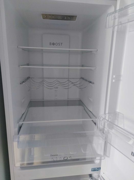 Frigorífico Becken BC4322WH – Como Novo (apenas 4 meses de uso)