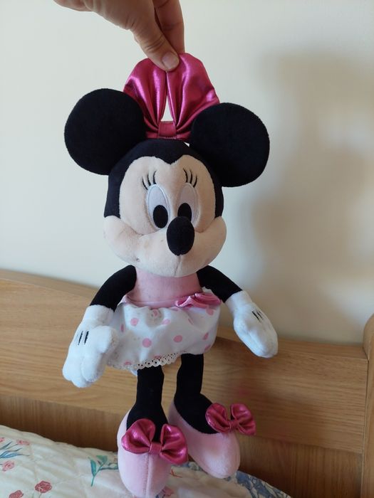 Boneca minnie peluche