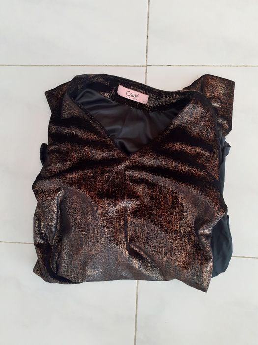Bodi preto dourado ( Marca Cawé)