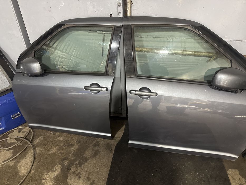 Drzwi prawy przod suzuki swift mk6