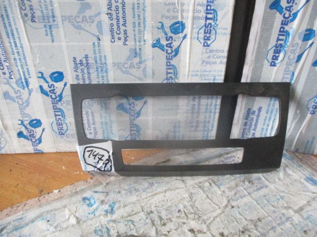 Moldura da consola central / rádio / aro BMW 3 Touring (E91)