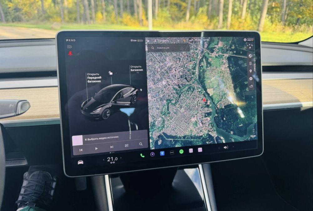 Оренда Tesla для таксі 390+ км