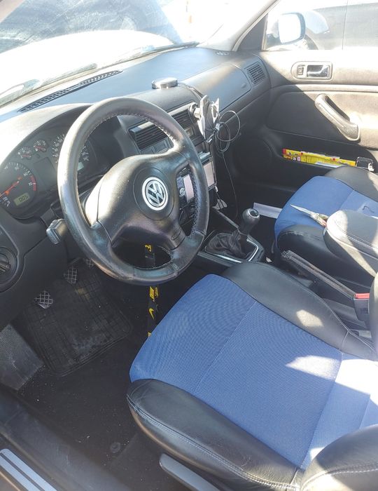 Golf IV versão 25 anos. Ar condicionado novo