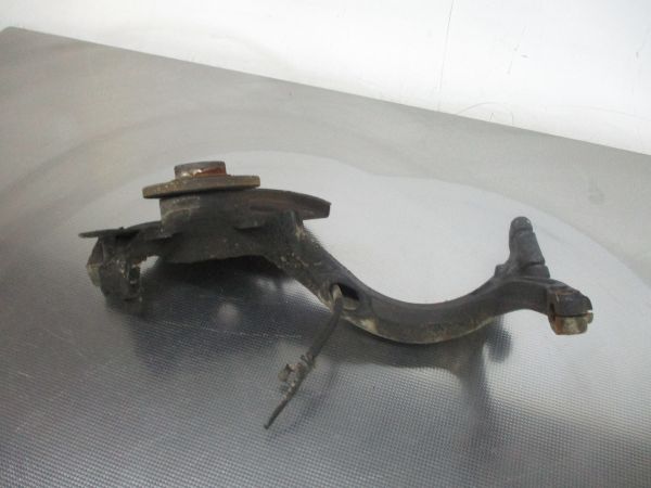 Manga de eixo frente esquerda VOLKSWAGEN Passat (3B3)