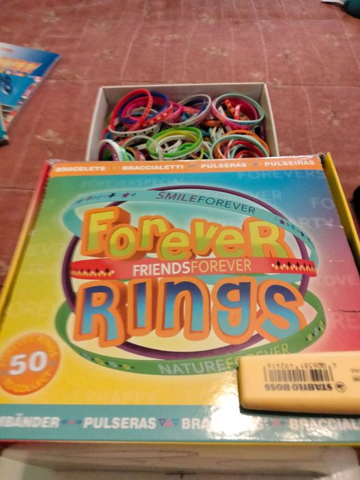 Pulseiras de varias cores