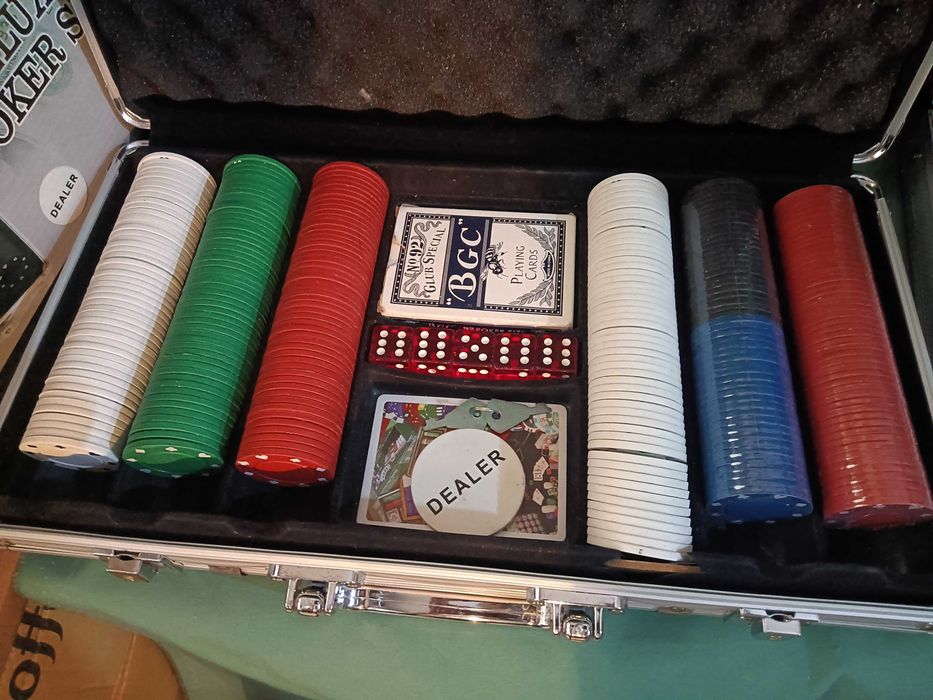 mala com acessorios de jogos