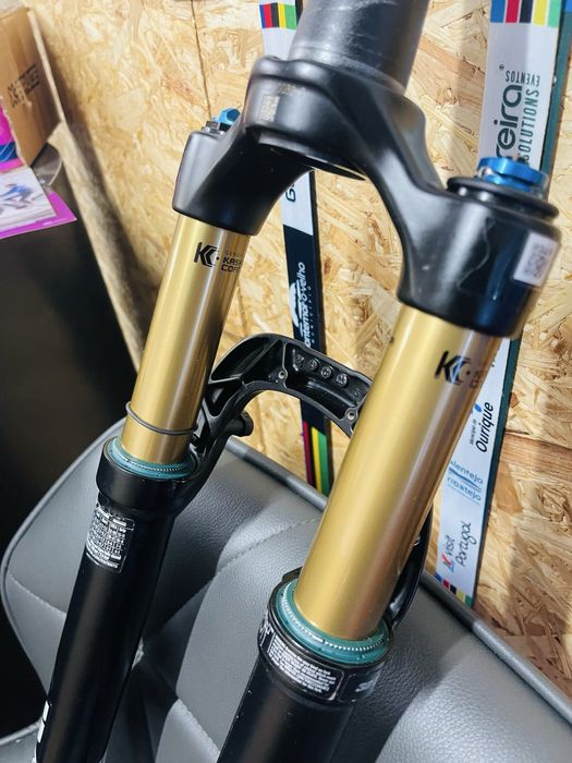 FOX 32 SC Factory 29”