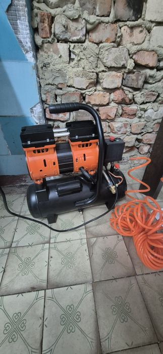 Дозатор Vektor G1WY-100-1000 з компресором Dnipro M