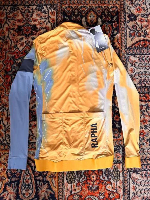 T-shirt RAPHA desportivo ( para ciclismo  ) 65euros