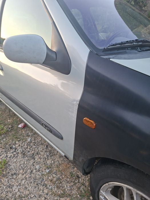 Renault clio 2 Phase 1 1,9 turbo diesel 5 portas bom estado mecanica