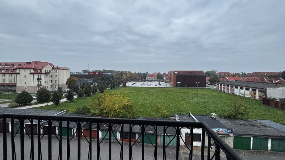 Dwustronne mieszkanie 56m² do generalnego remontu