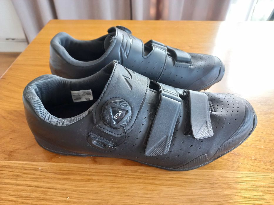 Buty rowerowe Shimano ME4 rozm. 43