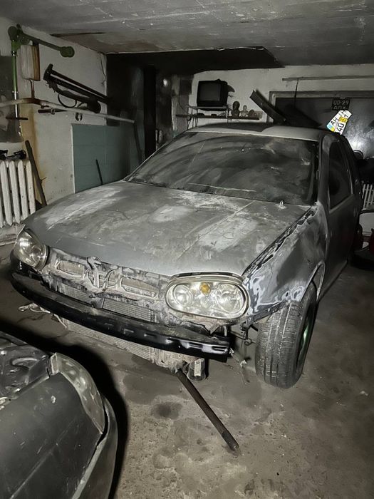 Продам Volkswagen Golf 4