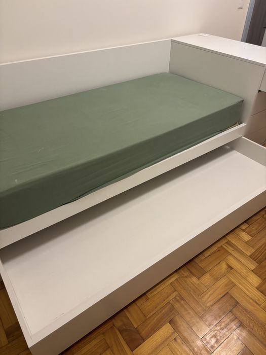 Cama com gavetão cama.