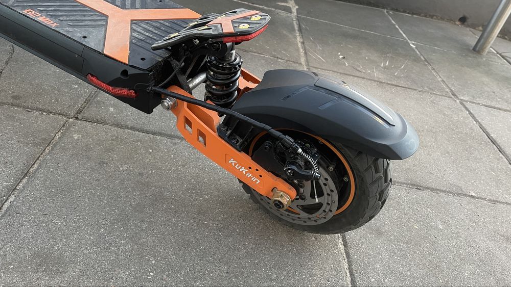 Kukirin G2 Max ( 2025 ).