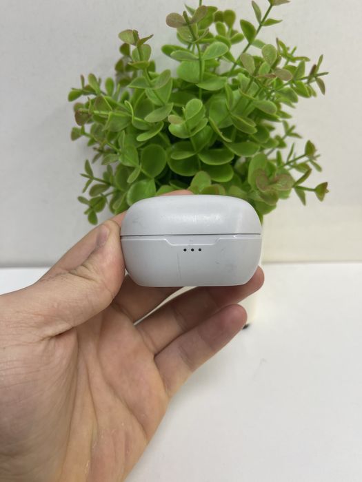 Зарядний кейс для навушників JBL TUNE 115 TWS