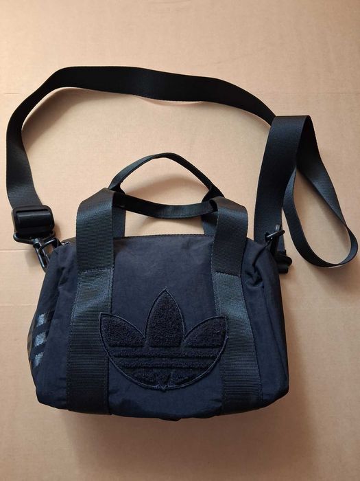 Torba Adidas Trefoil Chenille Crossbody Bag