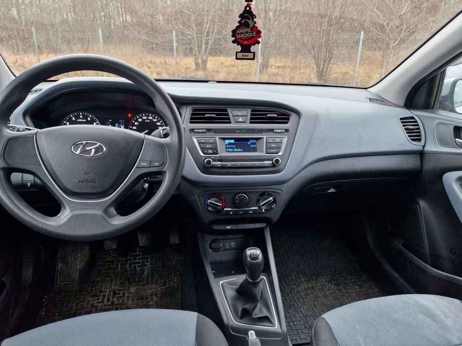 Hundai i20 1.2 benzyna