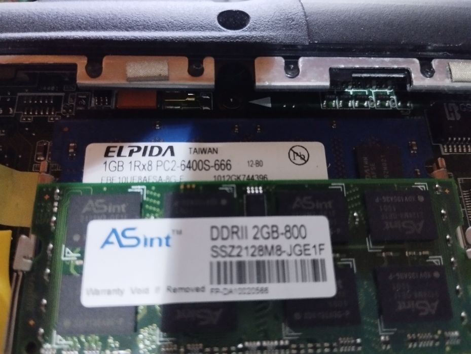 Asus K40AF не включається