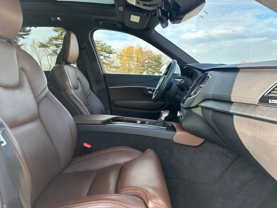 Volvo XC90 T6 Inscription 7-Passenger      2022