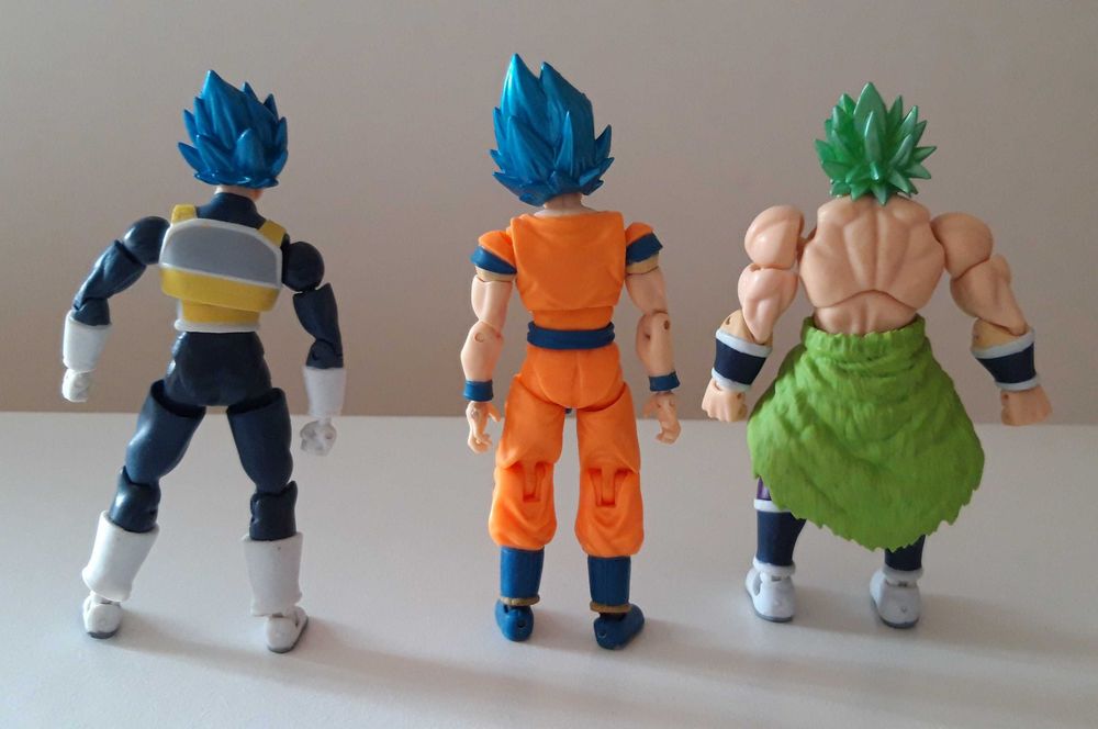 Conjunto figuras DrangonbAll