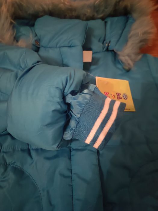 Продам пальто для дівчинки