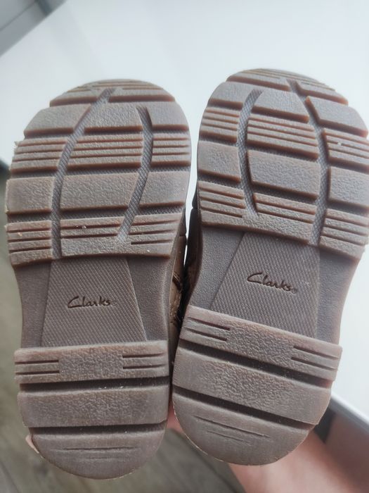 Дитяче взуття, черевички осіннь- весна Clarks 23 розмір.
