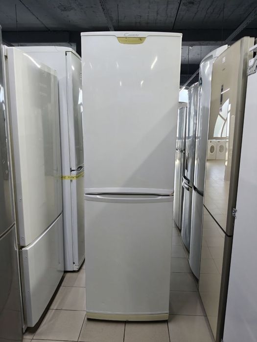 Холодильник Bosch KGN39XW32