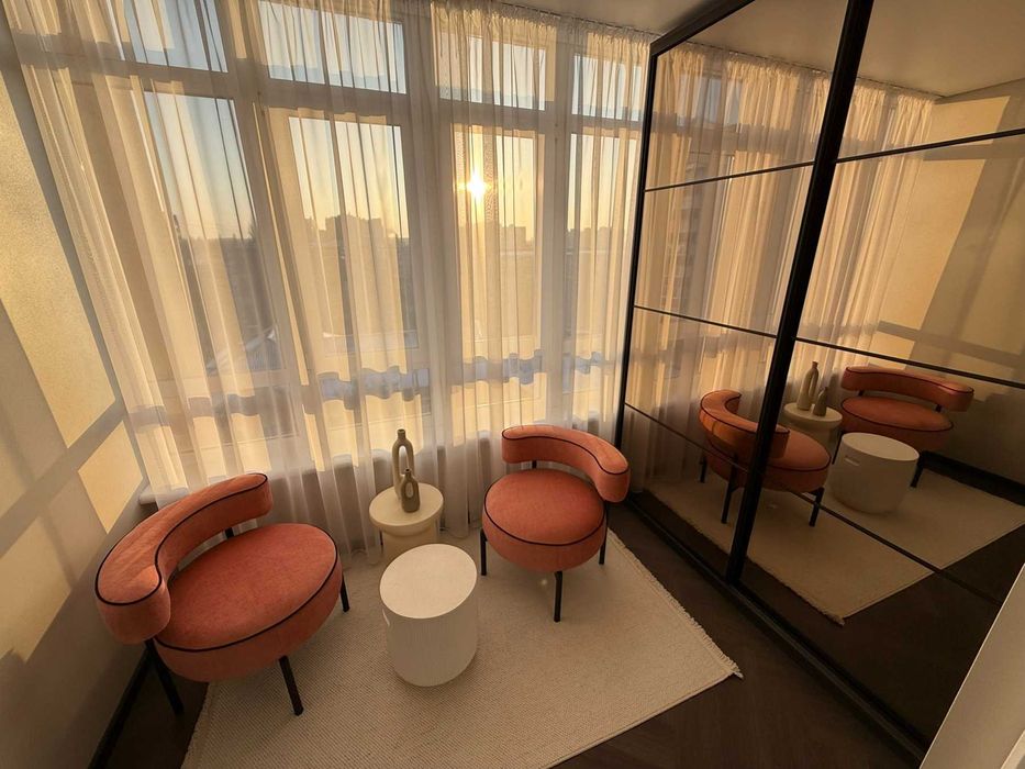 Двокімнатна квартира-студія в центрі міста!!Дизайнерський ремонт!!