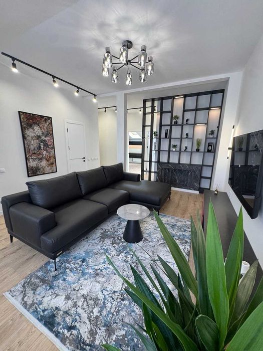 Готова квартира з ремонтом у Містечку Центральному – 73 м², меблі та технікаг