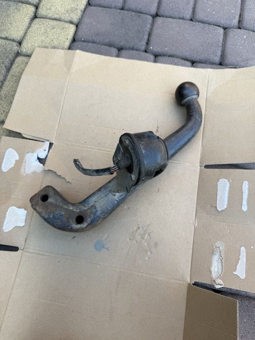 Форкоп BMW ( крюк з розеткою) оригінал