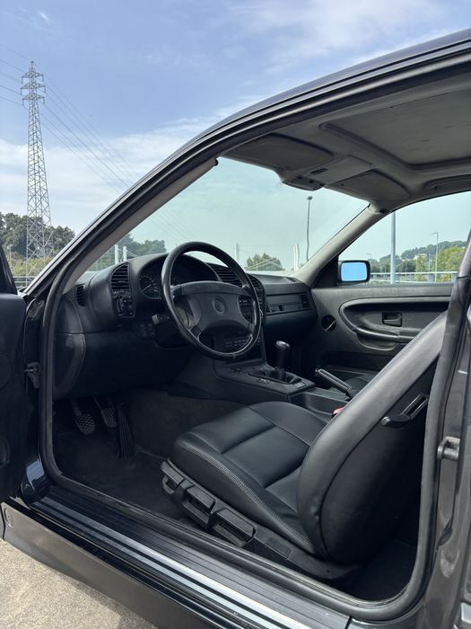BMW e36 coupe 318is de 1993 - Restauro à chapa - Muito bom estado todo original