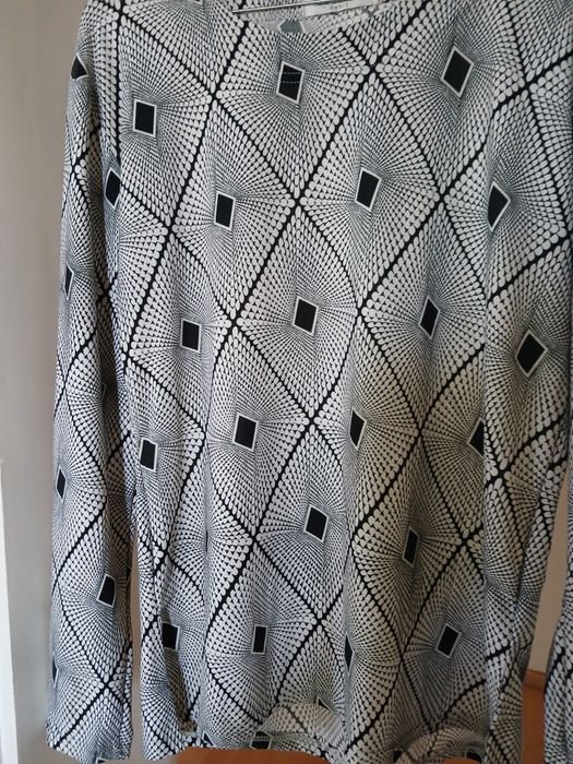 Bluzka damska New Fashion. Rozmiar XL.