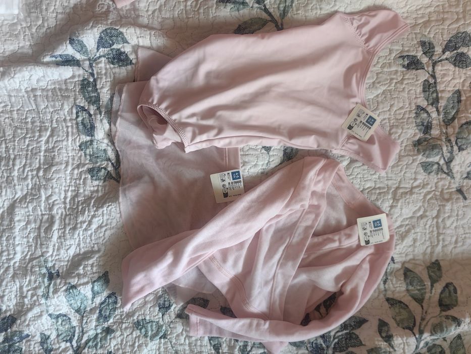 Strój baletowy (dwa komplety) 4-5 lat