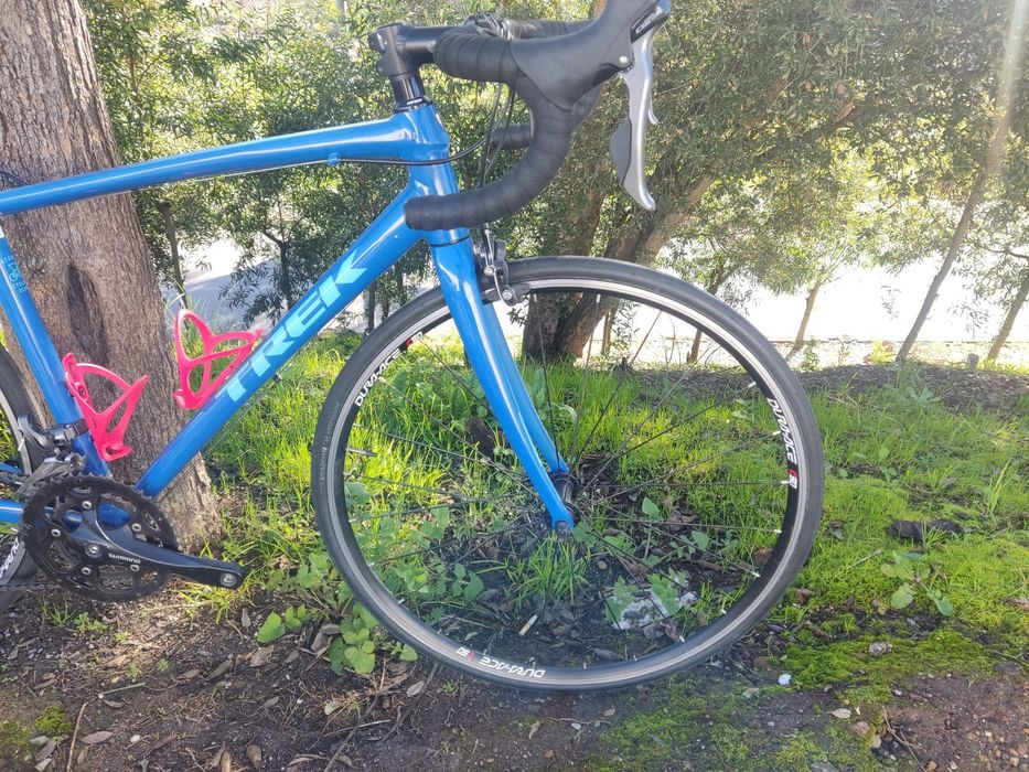 Bicicleta de estrada trek s