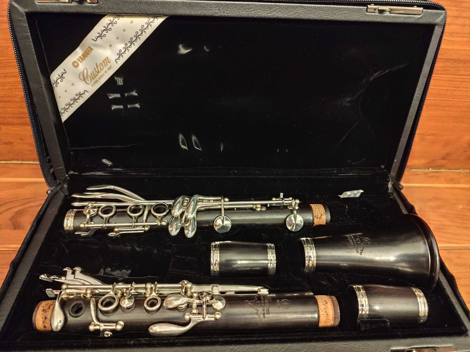 Clarinete Yamaha em Sib YCL-CSGIIIL