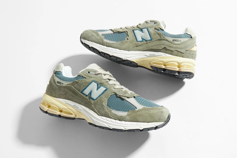 New balance 2002r mirage grey