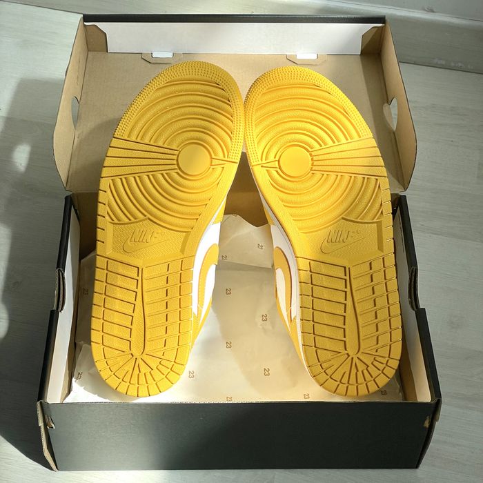 Air Jordan 1 Low Pollen