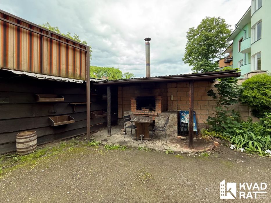 Продаж готелю по вулиці Залізнична