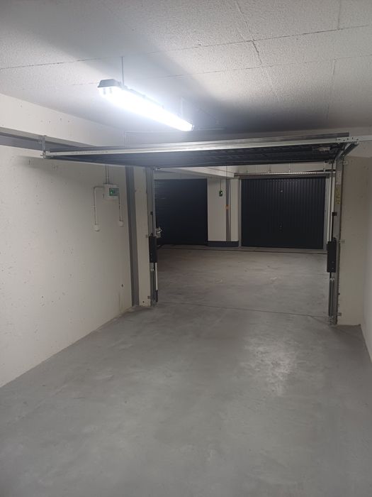 Do wynajęcia garaż Dolina cisów.