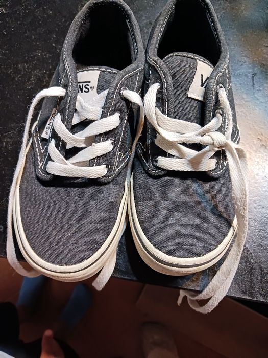Tenis vans n.29 usados poucas vezes