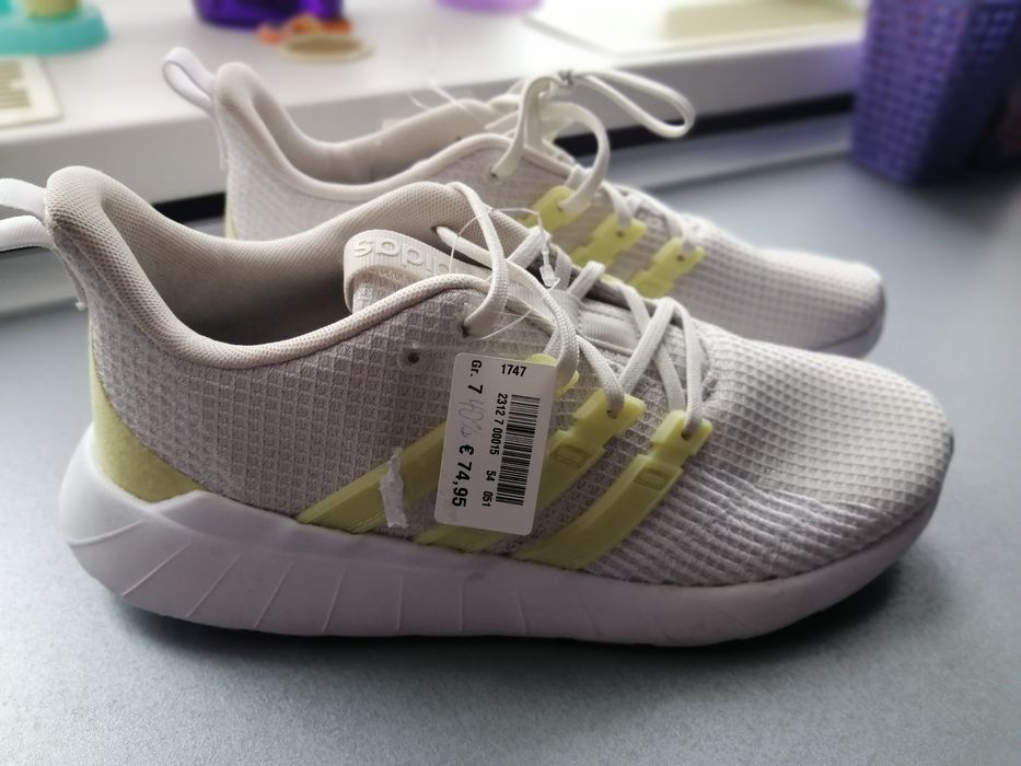 Кросівки  adidas