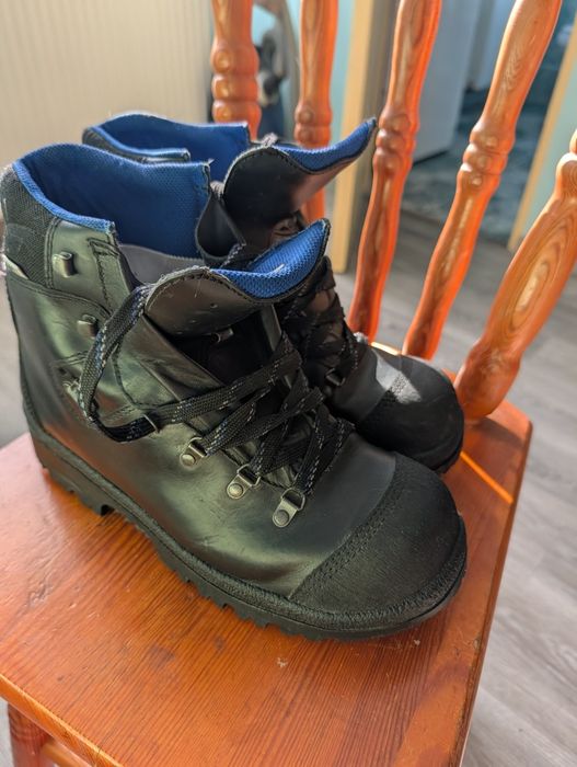 Buty trekkingowe Uvex róż.43