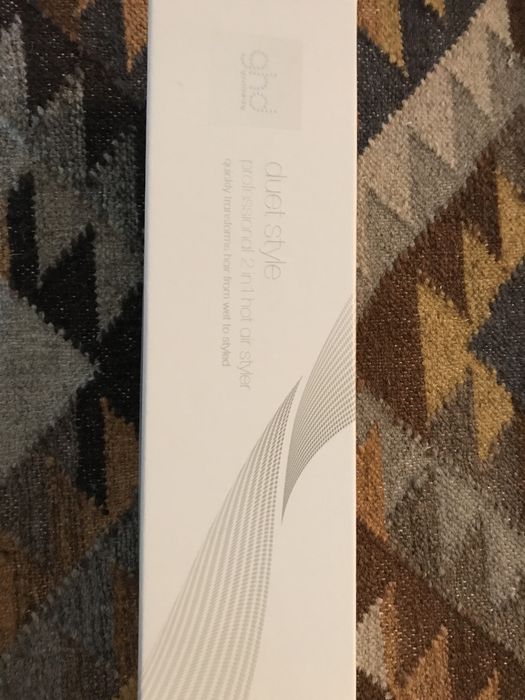 Prancha de cabelo 2-em-1 ghd duet style branco Com oferta