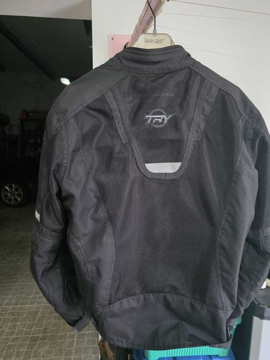 Casaco de Mota Try – Certificação AA para Máxima Proteção