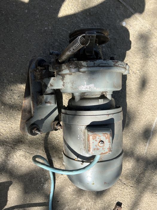 Швейна машинка 322 клас