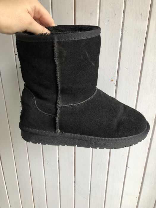 UGG śniegowce zamszowe EMU Classic czarne skóra owcza wełna zamsz 39